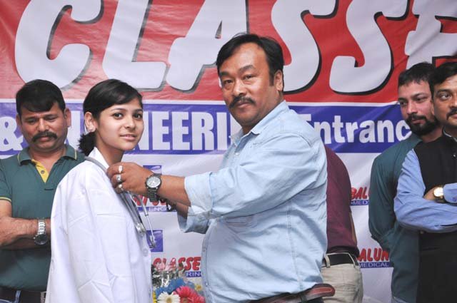 neet coaching in dehradun